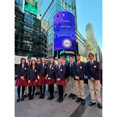 Mary Immaculate Catholic School middle schoolers attend Nasdaq Opening Bell and tour Barclays trading floor