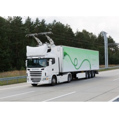 For the second research project a new, extended test track was commissioned in Gro� D�lln, Germany. It is tailored to mirror real operating conditions.