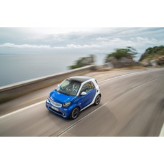 Webasto supplys first panorama roof with infrared absorption