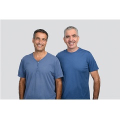 CommonGround Co-Founders (left to right) Ran Oz and Amir Bassan-Eskanazi