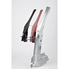 The 3D hybrid A-pillar extends upward from the vehicle rocker panel, accommodates the door hinges and holds the windshield in place at the side. Photo: LANXESS AG