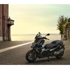 Bmw Motorrad Presents The New Bmw C 400 X And C 400 Gt Webwire