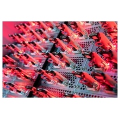 WACKER’s central research facility tests the stability of lithium-ion batteries at constant temperature.