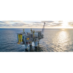 Troll A with new Troll phase 3 module (Photo: Øyvind Gravås and Even Kleppa, Equinor)