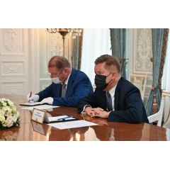 Alexey Miller (right)