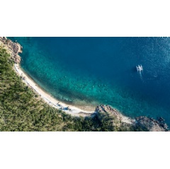 InterContinental Hayman Island Resort is nestled in the Great Barrier Reef. The hotel is committed to doing its part to protect the area�s natural wonder and beauty.