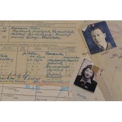� Arolsen Archives