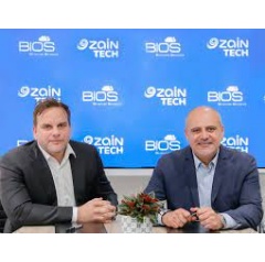 Left to right: Dominic Docherty, BIOS Middle East Managing Director and Andrew Hanna, ZainTech CEO