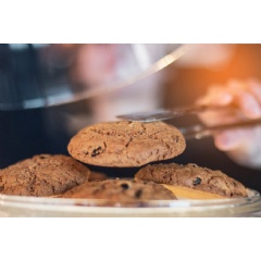 New study published in the Journal of Nutrition Education and Behavior showed individuals scenarios that depicted what it is like to have a predisposition toward obesogenic eating behaviors (see complete caption below)