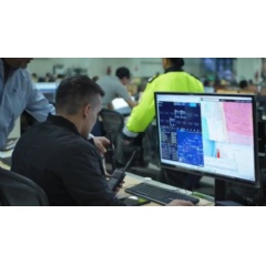 Broadband push-to-talk service enables more rapid responses to medical emergencies for the two million residents of Guayaquil