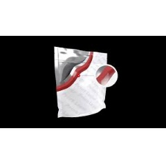 Packaging must protect dry foods from the environment. Together with Panverta CPP, Henkel has developed films with an improved oxygen barrier layer, allowing the number of packaging layers to be reduced.