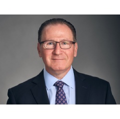 Philip D. Fracassa joins Magna as Executive Vice-President and Chief Financial Officer, succeeding Patrick McCann