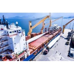 Project Logistics transporting wind turbine blades. © 2025 Kuehne+Nagel. All rights reserved.