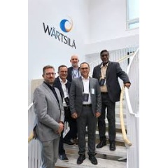 From left to right:Julien Brachet, Hakan Yildiz, Patrick Borstner, Ahmed Douayri and Sameer Poredi.  Wartsila