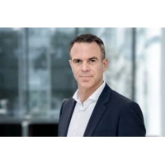 Chief Financial Officer Oliver Stratmann