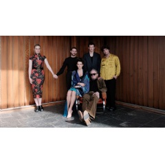 � Felix Dickinson 
Elle Fanning, Jamie Bell, Riley Keough, Callum Turner, Tracy Letts, Lukas Gage in Rosebush Pruning by Karim A�nouz