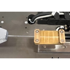 In experiments, MIT engineers demonstrate a fiber, made from a common polymer material, changes its ability to handle heat as it is stretched.
Courtesy of the researchers