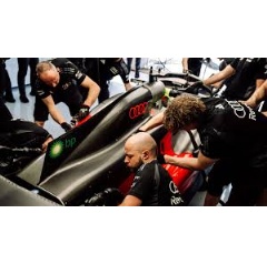 Credit Audi Revolut F1® Team