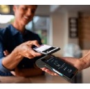 CaixaBank strengthens its technological offer for businesses with a platform capable of integrating payment services and business management
