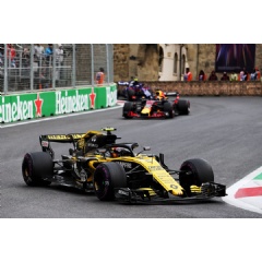 Renault Sport Formula One Team secured its best-ever finish since its return to Formula 1. In an exceptional, incident-filled race Carlos Sainz finished in fifth position. Renault Sport Formula One Team retains fifth in the constructors’ championship