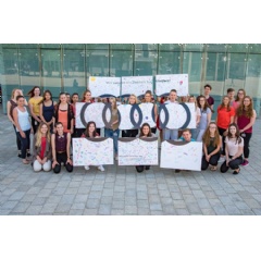 The Four Rings are colourful: apprentices present employees´ signatures for more variety in its corporate culture at Audi. Nationwide “Diversity Day 2018” focuses on the “100% me.” campaign to raise awareness of human similarities.
