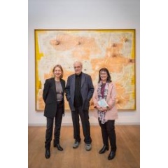 From left to right: director of the Whitechapel Gallery, Iwona Blazwick; writer Enrique Vila-Matas and deputy general director of ”la Caixa” Banking Foundation, Elisa Durán.