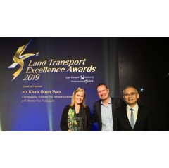 Arup receiving the award with SOM and Architects 61.