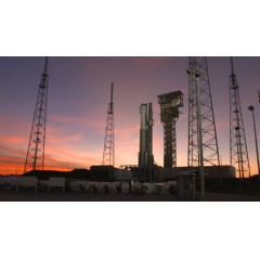 A United Launch Alliance Atlas V rocket, topped by the Boeing CST-100 Starliner spacecraft, stand on Space Launch Complex 41 at Florida�s Cape Canaveral Air Force Station.
Credits: Boeing