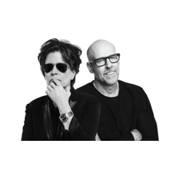 Pivot co-hosts Kara Swisher and Scott Galloway