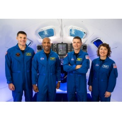 The crew assignments are as follows: Commander Reid Wiseman, Pilot Victor Glover, Mission Specialist 1 Christina Koch, Mission Specialist 2 Jeremy Hansen.
Credits: NASA