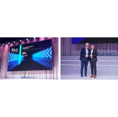 Ryan Son (right), President of Rakuten Symphony’s Internet Services Business Unit, receiving Rakuten NEO’s GLOMO Award trophy for Best Mobile Innovation in Digital Life at MWC Barcelona 2025.