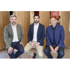 From left to right: �scar Dorda, Business Managing Director, Havas Media Network Spain; Antonio Ram�rez, CEO, Tidart; Jorge Irizar, Global COO and CEO, Havas Media Network Spain.