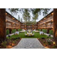 Casa Mani Resort Napa Valley, Curio Collection by Hilton