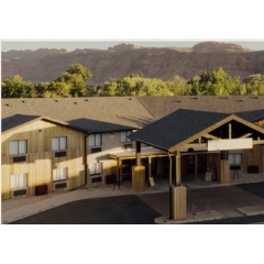 Slackline Moab, Outset Collection by Hilton