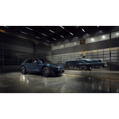 Porsche Macan Turbo Concept Lago accompanies world premiere of new sports boat
