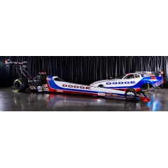 Leah Pruett will return to the cockpit of the Tony Stewart Racing (TSR) Dodge Top Fuel dragster (left), with Matt Hagan racing the TSR Dodge//SRT Hellcat NHRA Funny Car (right) in the 2026 NHRA Mission Drag Racing Series.