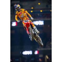 Lawrence reclaims Red Plate with St. Louis podium