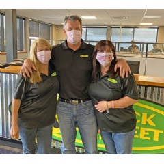 Patrick Connell, ARS and DTR’s president and owner poses for a photograph with his sisters, Dana Bozzo (left) and Janet Connell (right).