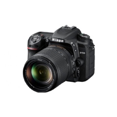 Nikon D7500