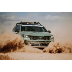 KIA SORENTO PLUG-IN HYBRIDS SNAG SPOTS ON REBELLE RALLY PODIUM