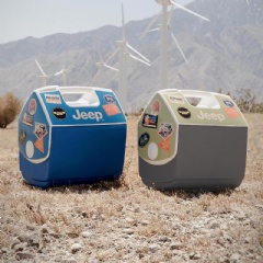 Igloo and Jeep® brand embark on an adventure together with the release of two Jeep® Playmate coolers.