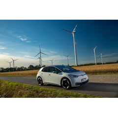 The new Volkswagen ID.3
Volkswagen AG 
ID.3 1ST - combined power consumption in kWh/100 km (NEDC): 14.5, CO2 emissions in g/km: 0; efficiency class: A+.