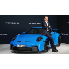Oliver Blume, Chairman of the Executive Board of Dr. Ing. h.c. F. Porsche AG, 911 GT3, Annual Press Conference, 2021, Porsche AG

(See complete caption below)
