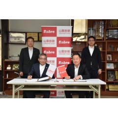 Left to Right:   Simon Lee – General manager, Sabre Taiwan
Chico K.S. Chen – Chairman, Richmond Tours
(see complete caption below)