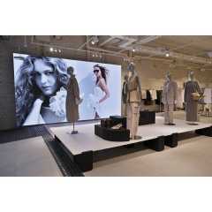 

H&M
New York