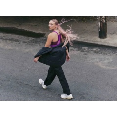 Paige Bueckers: Vomero 5. An emphasis on early-aughts nostalgia, versatility and all-day wearability is at the center of the remastered Nike Vomero 5, seen here on Nike athlete and UConn guard Paige Bueckers.