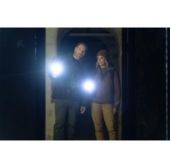 Josh Gates and Heather Amaro investigate the haunted ruins of Ireland�s notorious Spike Island in the season premiere.