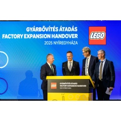 2025 The LEGO Group