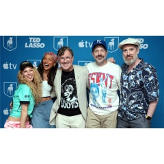 Full image caption at the end.