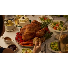 Timeless Elegance, Festive Joy: Welcome the Magic of the Season with Four Seasons Hotel Singapore
